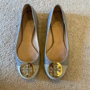 Authentic Tory Burch flats, great condition, size 7